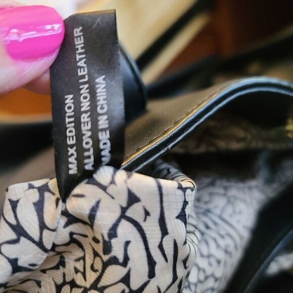 Max Edition Large Satchel with Cutouts - Picture 5 of 11